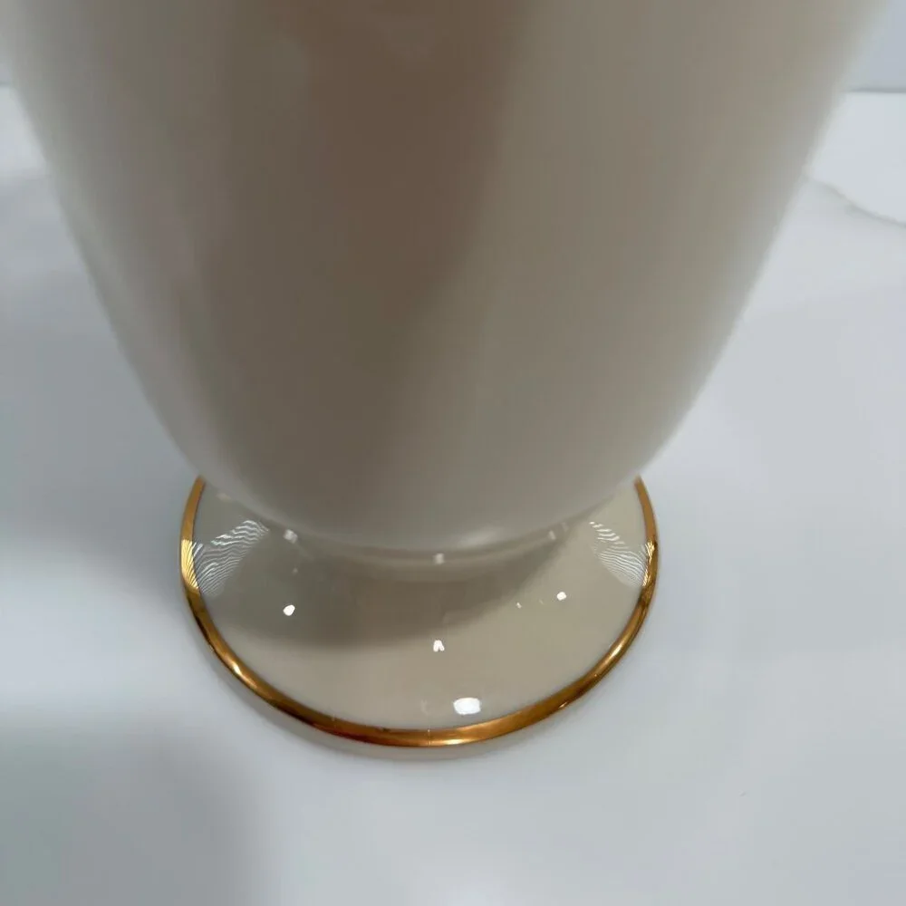 Vintage USA Lenox Barrington Pierced Footed Vase Porcelain Floral Gold‎ Trim